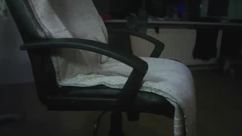 Snapshot of michael1987koa1 chatting on January 4, 5:37 pm Michael online show from January 4, 5:37 pm
