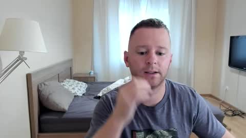 Michael Birkin online show from March 28, 4:23 am