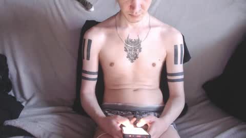 Snapshot of michael_danymans chatting on April 10, 4:33 pm Michael online show from April 10, 4:33 pm