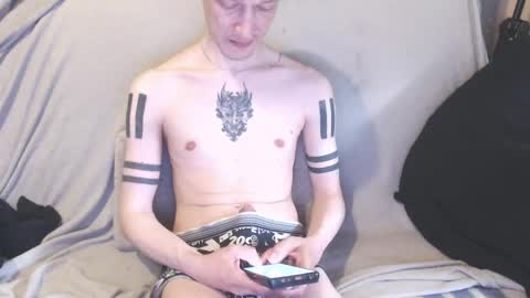 Snapshot of michael_danymans chatting on May 11, 10:43 am Michael online show from May 11, 10:43 am