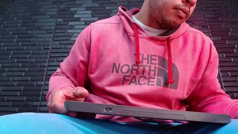 Snapshot of michael_daviss1 chatting on December 2, 12:51 pm Michael Daviss online show from December 2, 12:51 pm