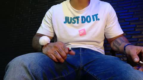 Snapshot of michael_daviss1 chatting on December 28, 12:56 pm Michael Daviss online show from December 28, 12:56 pm