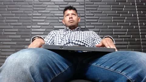 Snapshot of michael_daviss1 chatting on January 8, 1:09 pm Michael Daviss online show from January 8, 1:09 pm