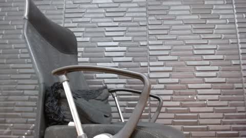 Snapshot of michael_daviss1 chatting on January 13, 4:08 pm Michael Daviss online show from January 13, 4:08 pm