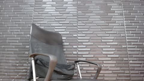 Snapshot of michael_daviss1 chatting on January 14, 3:57 pm Michael Daviss online show from January 14, 3:57 pm