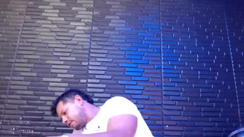 Snapshot of michael_daviss1 chatting on March 3, 3:09 pm Michael Daviss online show from March 3, 3:09 pm