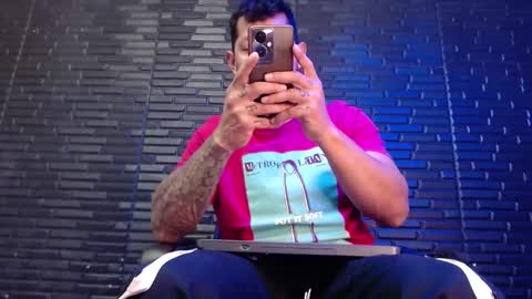 Snapshot of michael_daviss1 chatting on March 5, 2:12 pm Michael Daviss online show from March 5, 2:12 pm