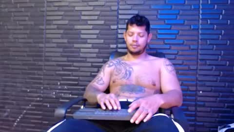 Snapshot of michael_daviss1 chatting on March 6, 1:57 pm Michael Daviss online show from March 6, 1:57 pm