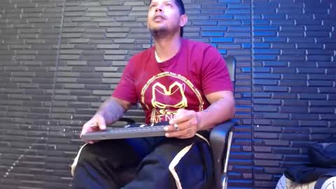 Snapshot of michael_daviss1 chatting on March 6, 5:00 pm Michael Daviss online show from March 6, 5:00 pm