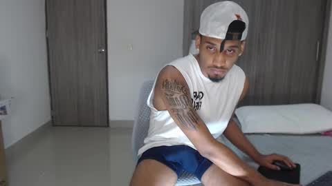 Snapshot of michael_jordanx chatting on December 20, 5:47 am Angel online show from December 20, 5:47 am