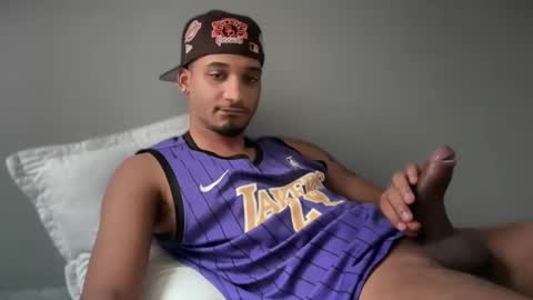Snapshot of michael_jordanx chatting on February 5, 6:15 pm Angel online show from February 5, 6:15 pm