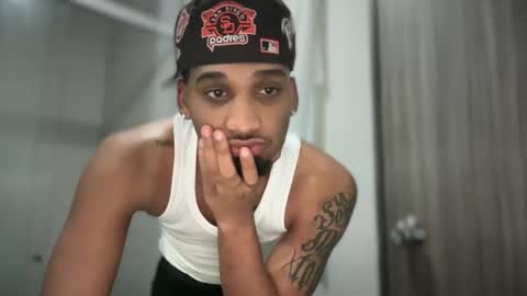 Snapshot of michael_jordanx chatting on March 3, 2:26 pm Angel online show from March 3, 2:26 pm