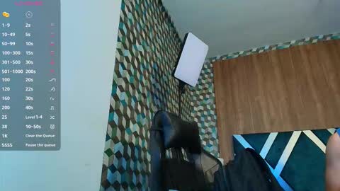 Snapshot of michael_magno chatting on September 25, 5:05 pm Michael Stevens online show from September 25, 5:05 pm