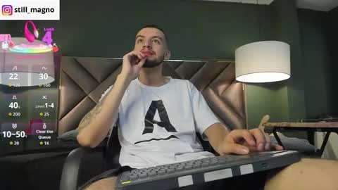 Snapshot of michael_magno chatting on January 7, 3:42 am Michael Stevens online show from January 7, 3:42 am