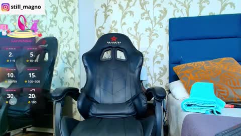 Snapshot of michael_magno chatting on February 8, 1:31 am Michael Stevens online show from February 8, 1:31 am