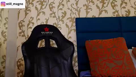 Snapshot of michael_magno chatting on February 14, 11:29 am Michael Stevens online show from February 14, 11:29 am