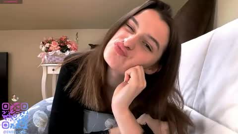 Emily online show from April 30, 2:12 pm