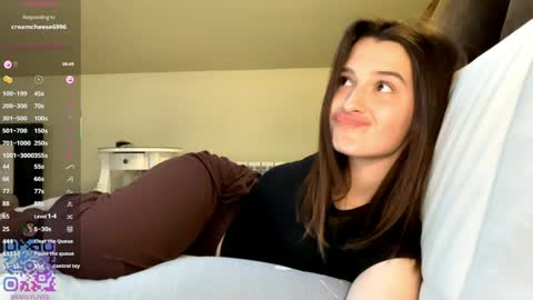 Emily online show from May 11, 4:04 pm