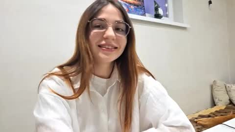 Snapshot of michaelehain chatting on October 22, 2:28 pm Chloe online show from October 22, 2:28 pm