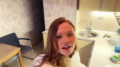 Snapshot of michaelgreminger chatting on April 9, 2:22 pm michaelgreminger online show from April 9, 2:22 pm