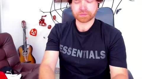 Michael  Contenido explcito online show from October 17, 1:09 am