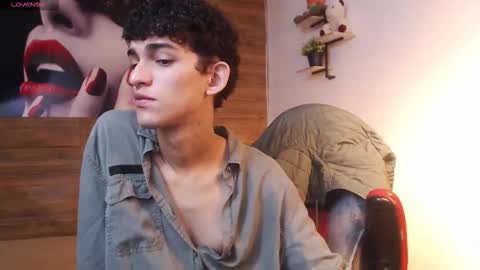 Snapshot of michaelkoiv chatting on January 16, 12:31 pm michaelkoiv online show from January 16, 12:31 pm