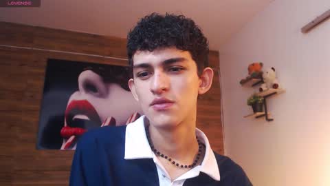 Snapshot of michaelkoiv chatting on January 19, 12:42 pm michaelkoiv online show from January 19, 12:42 pm