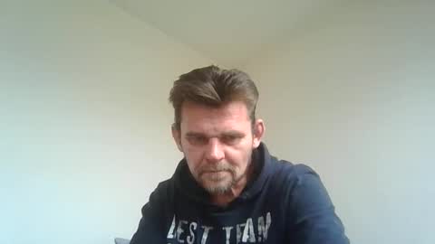 Snapshot of michaelselmer chatting on February 22, 12:47 pm Michael. online show from February 22, 12:47 pm