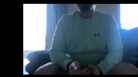 Snapshot of michaelt483 chatting on March 28, 9:36 pm michaelt483 online show from March 28, 9:36 pm