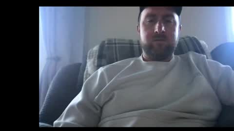 Snapshot of michaelt483 chatting on April 7, 10:31 pm michaelt483 online show from April 7, 10:31 pm