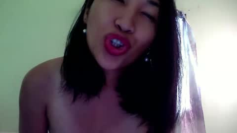 My name is Kel 18. 53 short and petite... online show from December 11, 1:15 am