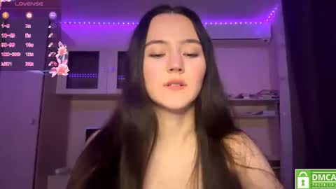 Snapshot of michalkandoll chatting on June 26, 2:43 pm Aidaxo online show from June 26, 2:43 pm