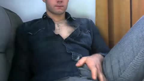 Snapshot of michalll19955 chatting on December 25, 12:37 pm Michal online show from December 25, 12:37 pm