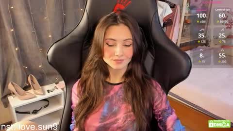 Snapshot of michel_momsen chatting on November 18, 12:09 pm Michel online show from November 18, 12:09 pm