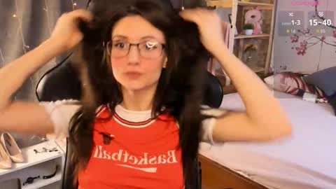 Snapshot of michel_momsen chatting on December 22, 12:02 pm Michel online show from December 22, 12:02 pm