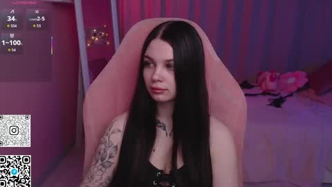 Snapshot of michela_fruet chatting on April 12, 1:10 am Kate online show from April 12, 1:10 am