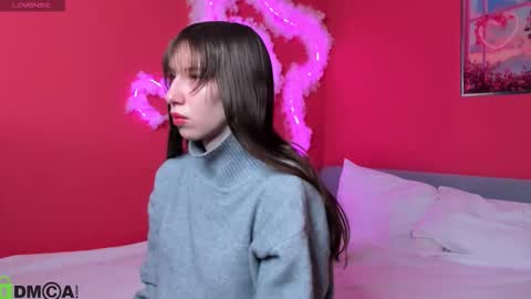 michele_mack online show from November 24, 2:33 am