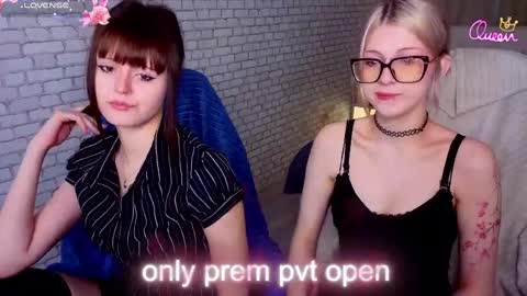 Michele online show from March 18, 1:36 pm