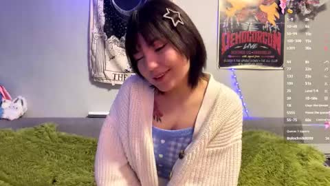 Suki online show from December 21, 7:15 am