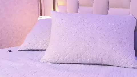 michell_starrr online show from July 6, 3:03 am
