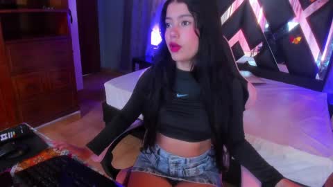 Michell  online show from April 2, 7:11 pm