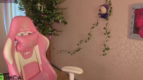 Michelle online show from May 10, 1:11 am