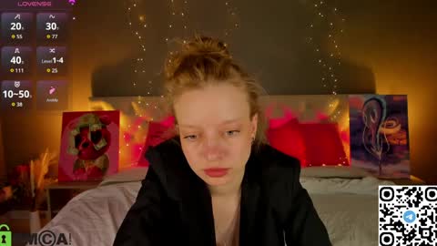michelle_blond online show from March 27, 8:26 am