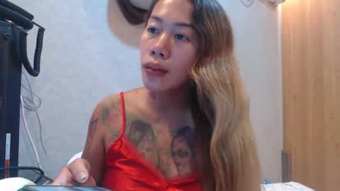 Snapshot of michelle_ux chatting on September 20, 12:44 am michelle_ux online show from September 20, 12:44 am