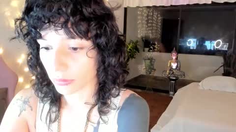 Michelle Ramirez online show from October 12, 4:44 am