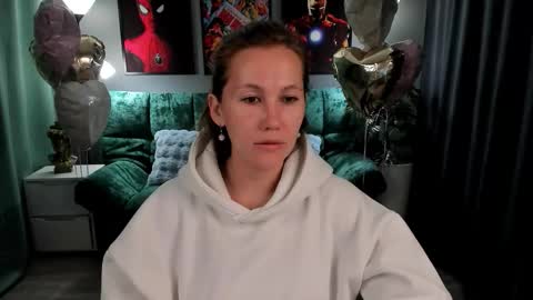 MichelleOrtis online show from March 22, 12:47 am