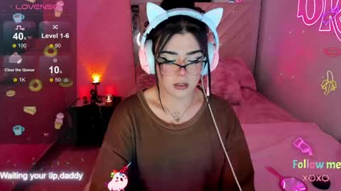   online show from April 17, 1:30 am