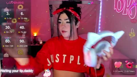   online show from April 21, 4:30 am