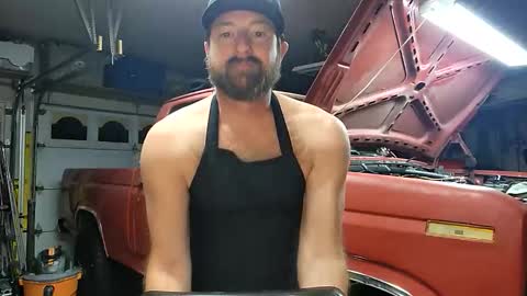 Snapshot of michelob95 chatting on October 15, 10:26 am michelob95 online show from October 15, 10:26 am