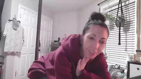 Snapshot of michmaltime chatting on February 22, 5:08 am michmaltime online show from February 22, 5:08 am